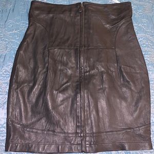 Mini Black Leather pencil skirt